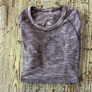 Lululemon Run Fit Long Sleeve with Thumb Holes EUC